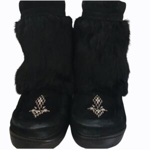 Manitobah Mukluks Black Solstice Half Mukluk (L5)
